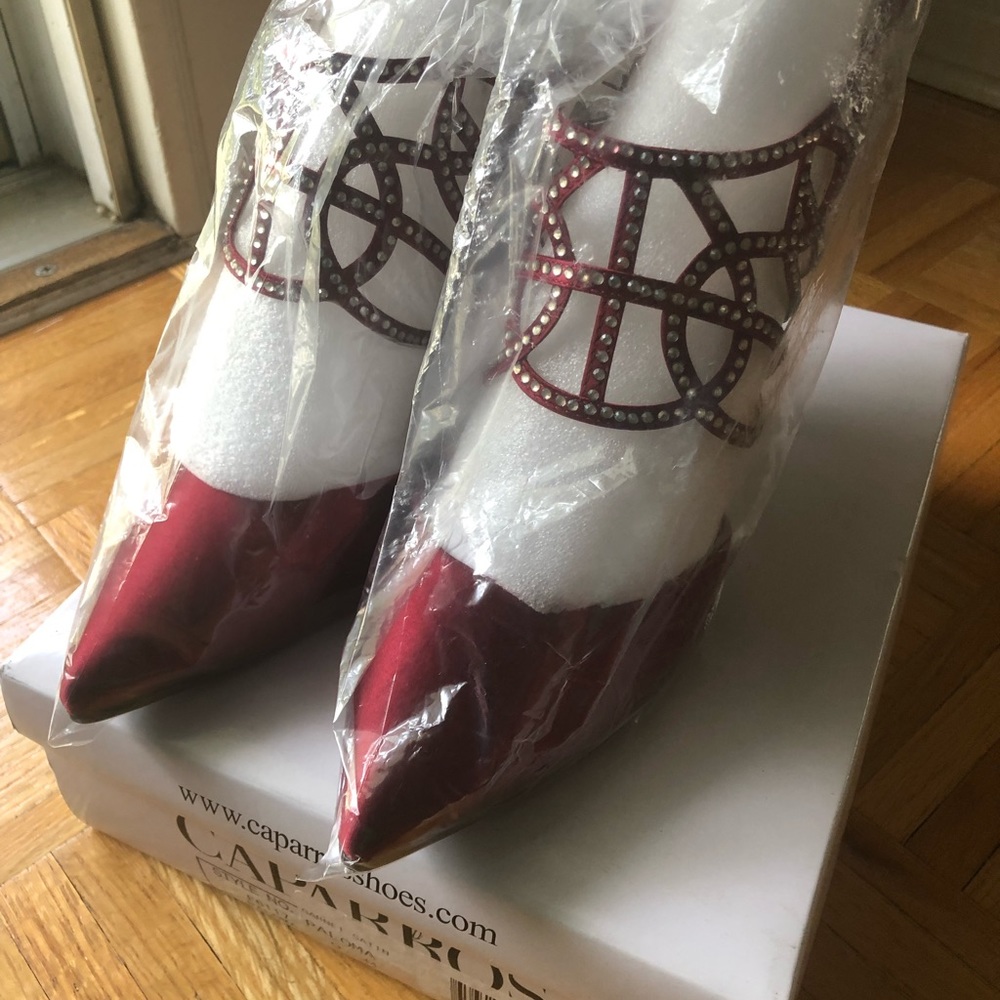 New in Box.  Dress shoes in Garnet Satin